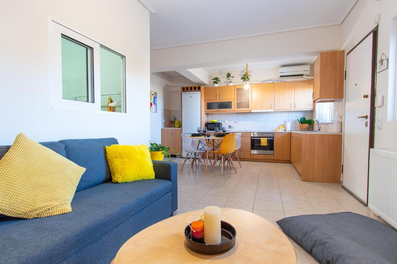 Yelayellow House Near To Airport, Rafina Port And Metropolitan Expo Artemida  Exterior photo