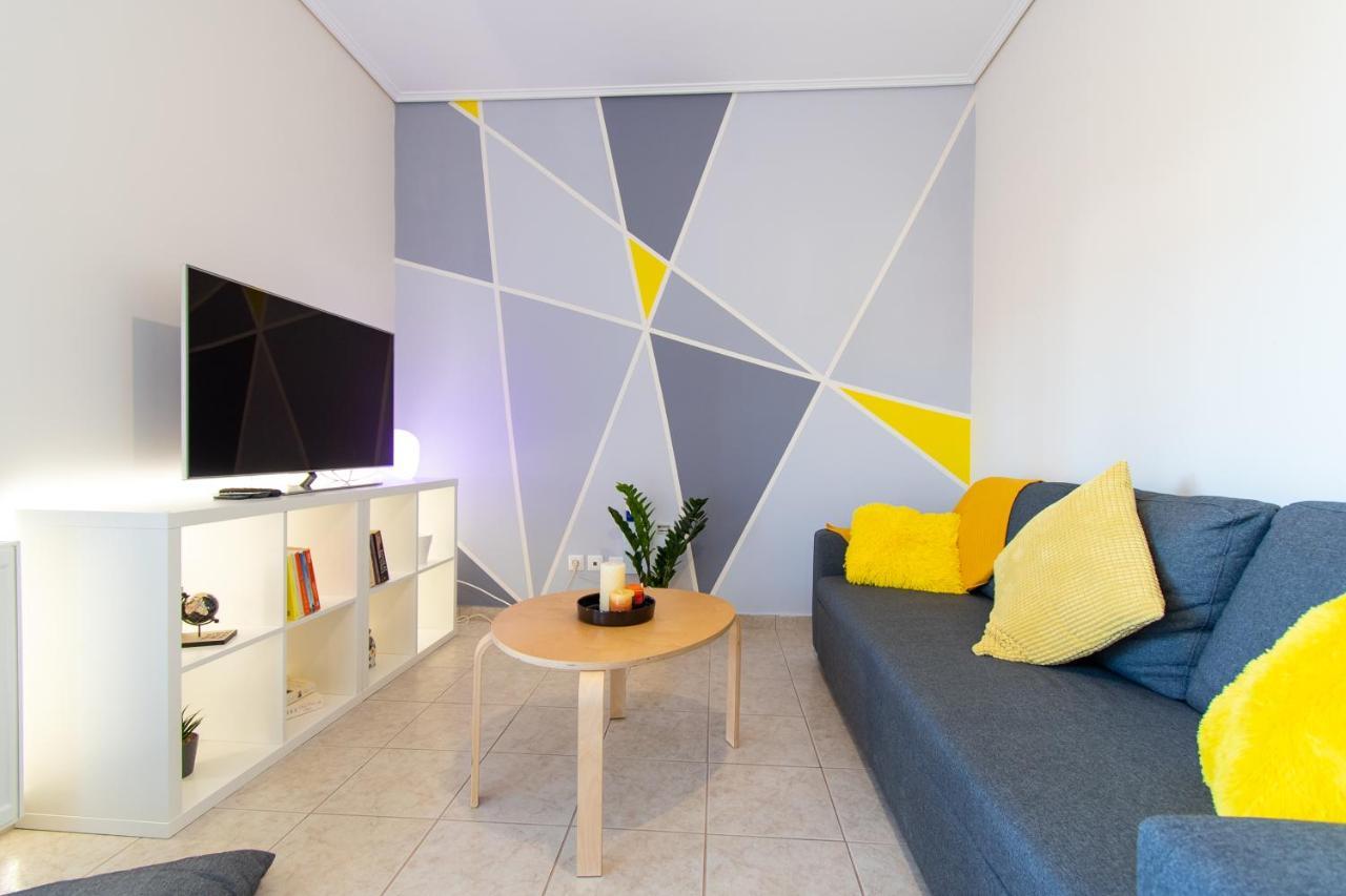 Yelayellow House Near To Airport, Rafina Port And Metropolitan Expo Artemida  Exterior photo